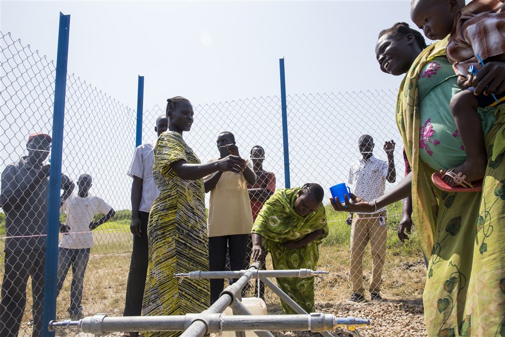Handover of solar-powered water pump to local community to the community of Gormoyok village in Rejaf Payam in South Sudan. 