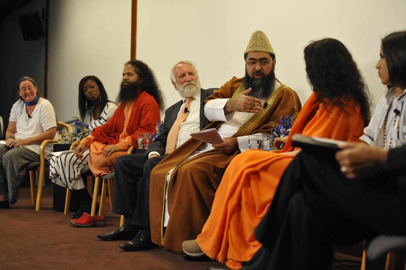Imam Umer Ahmed Ilyasi, Chief Imam, All India Imam Organization speaks to a panellist at the launch of the Global Interfaith WASH Alliance (GIWA), at UNICEF House. With them on the dais are: (left-right) Sister Karen Schneider, Religious Sister of Mercy and Assistant Professor of Pediatrics at Johns Hopkins University; Alexandra V. Destin Pierre, World Youth Parliament for Water, Regional Coordinator for Latin America and the Caribbean; Swami Chidanand Saraswati, President and Spiritual Head of Parmarth Niketan Ashram and GIWA co-founder; Rabbi Awraham Soetendorp, President and Founder, Jacob Soetendorp Institute for Human Values and GIWA co-founder; and youth activist Xiuhtezcatl Martinez. On 25 September 2013 at UNICEF House, the Global Interfaith WASH Alliance (GIWA), the first global interfaith initiative to promote safe water, sanitation and hygiene, was launched. The alliance brings together faith-based organizations in common pursuit of a water-secure world – one in which all children may enjoy their right to safe drinking water and to adequate sanitation.