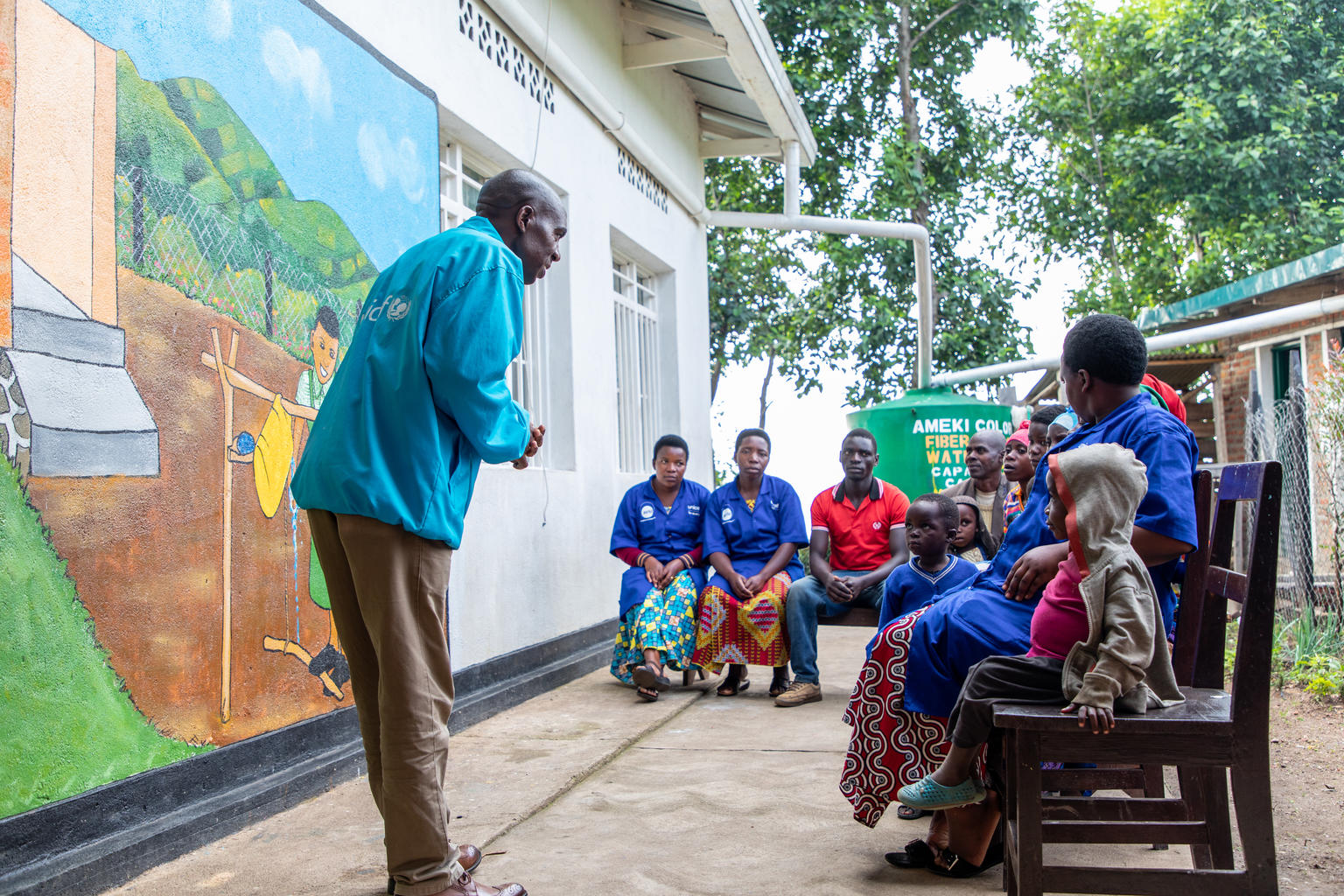 Since 2012, UNICEF has supported the Government of Rwanda to build early childhood development and care centres for children up to age 6. These centres provide a strong developmental and learning foundation before children transition to primary school. UNICEF also helps train caregivers for these centres to ensure children are safe, stimulated and healthy. But sometimes just building is not enough. Meet Timothy Wandulu, a local artist and founder of Concepts Arts Studio in Kigali. Timothy designed sketch Governments must reach unserved urban communities to accelerate global progress.